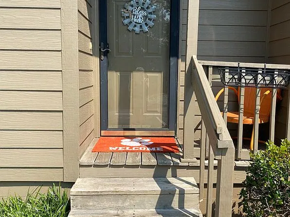 343 Old Greenville Hwy APT 21, Clemson, SC 29631