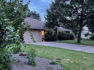 2756 Avenida De Soto, Navarre, FL 32566