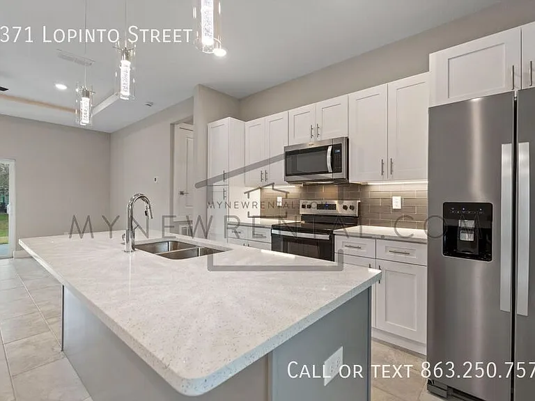 3371 Lopinto St — Photo 14