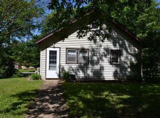 32 Crescent St, Rhinelander, WI 54501