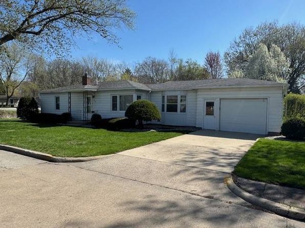 801 N Elm St, Nappanee, IN 46550