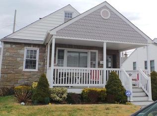 111 N Washington Ave, Ventnor City, NJ 08406