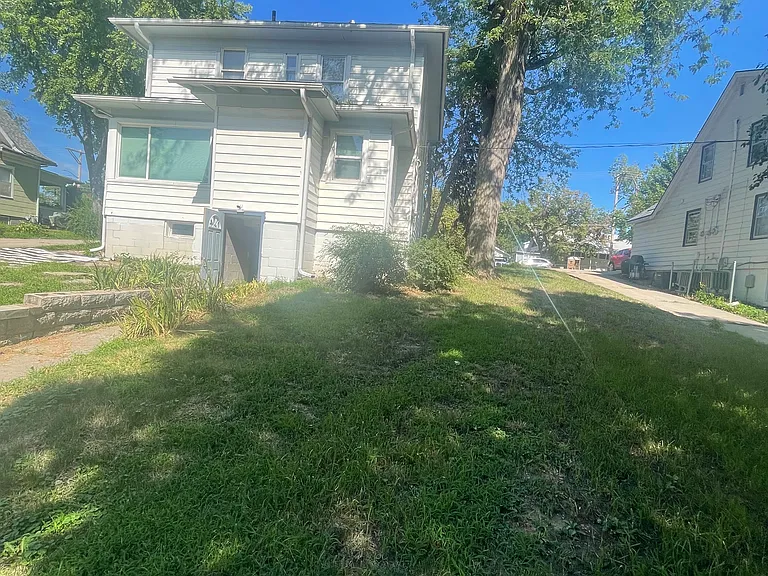3351 S 48th St — Photo 50