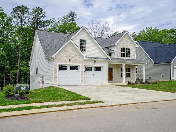 4th image of 9124 White Ash Dr #28