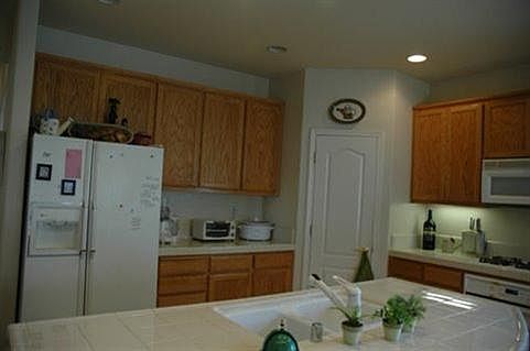 5th image of 282 Diego Ln