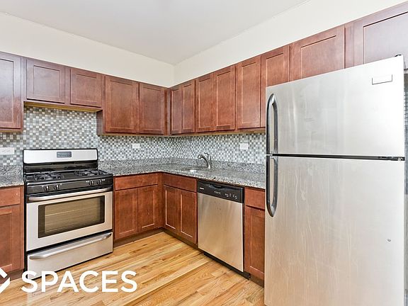 2nd image of 622 W Cornelia Ave #S2a