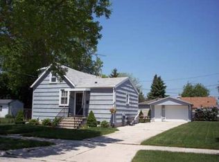 2312 Martin Ave, Sheboygan, WI 53083