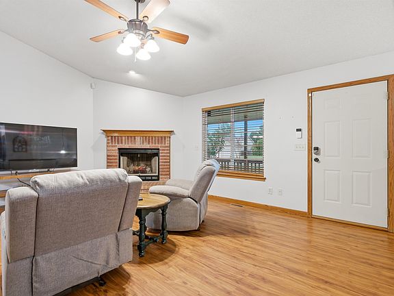 4th image of 11245 W Carr Ct