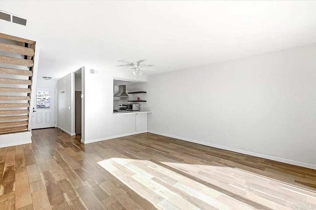 2 bed, 1.5 bath, 1068 sqft, $3,100 — Photo 4