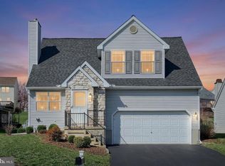 727 Blossom Hill Ln, Dallastown, PA