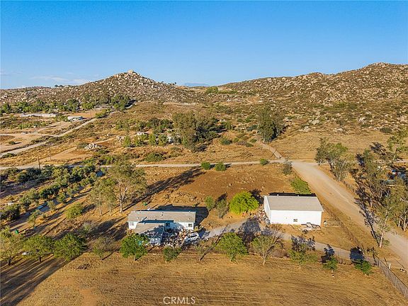 2nd image of 33440 Quail Canyon Rd