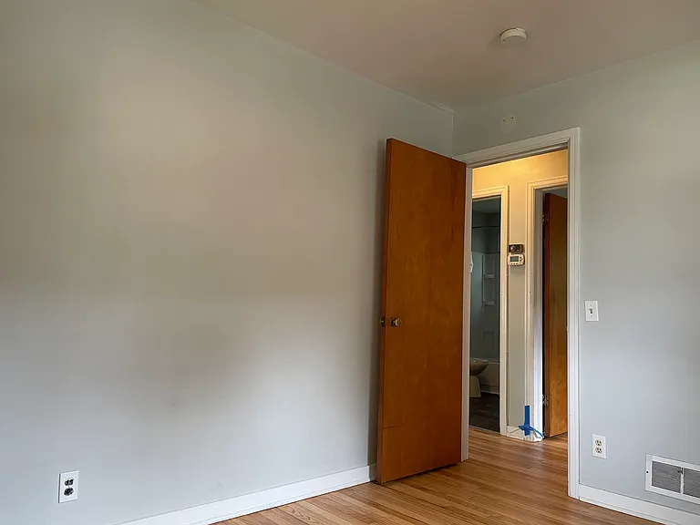 2925 Stevens St — Photo 17
