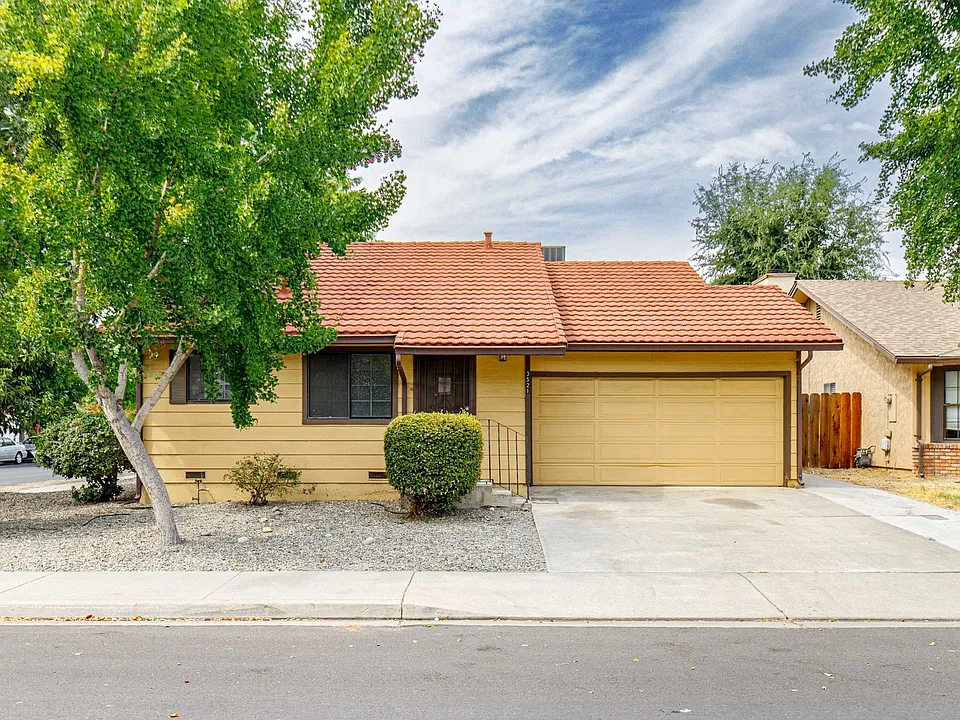 3521 Akeby Dr
