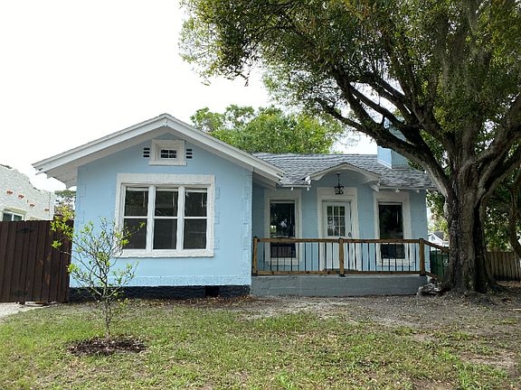 2nd image of 2535 11th Ave W