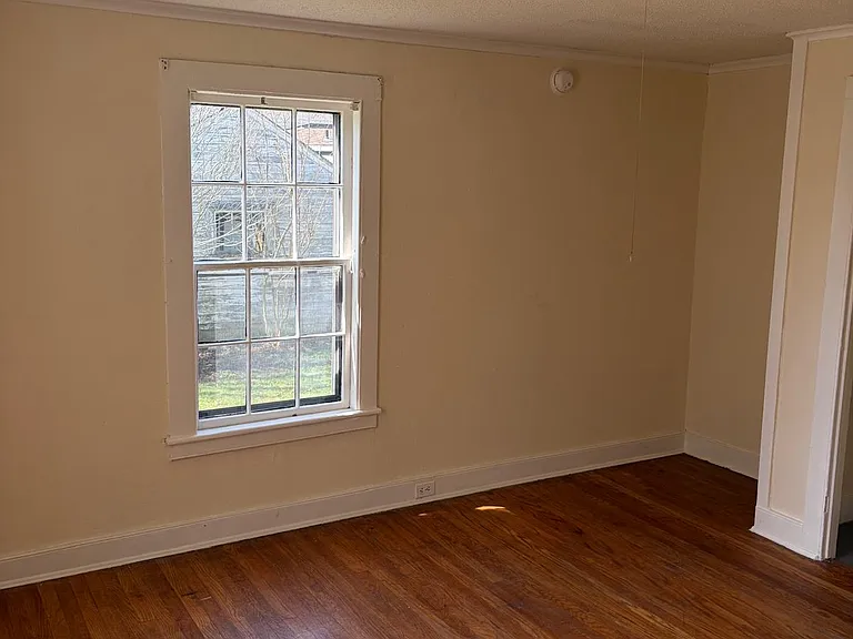 119 Williams St #Y — Photo 15
