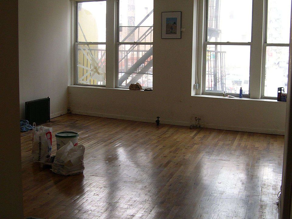 2nd image of 336 Canal St APT 6E