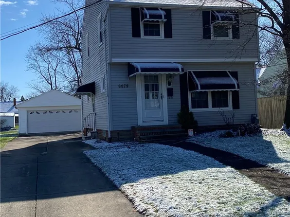 6879 Orchard Blvd, Parma Heights, OH 44130