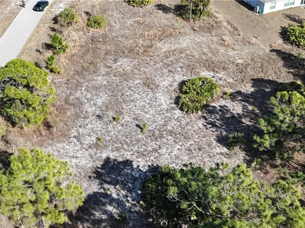 126 Paxton St, Lehigh Acres, FL 33974