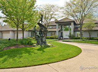 2700 Bentley Rd, Highland Park, IL 60035