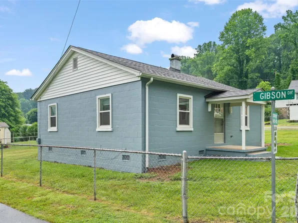 34 Stephens Rd, Waynesville, NC 28786