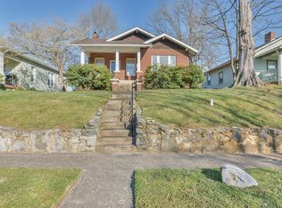 211 Chilhowie E, Johnson City, TN 37601