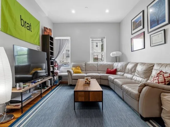 44 Mozart St, Boston, MA 02130
