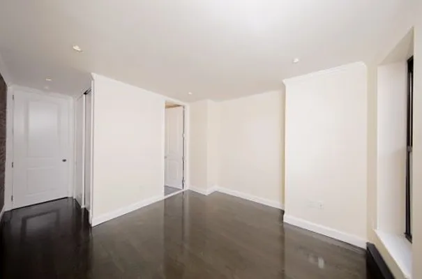 Rented by REAL New York | media 14