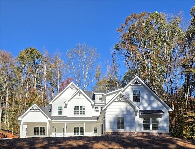 2nd image of 1444 Red Cedar Rd