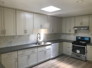 45 Blossom Ct, Daly City, CA