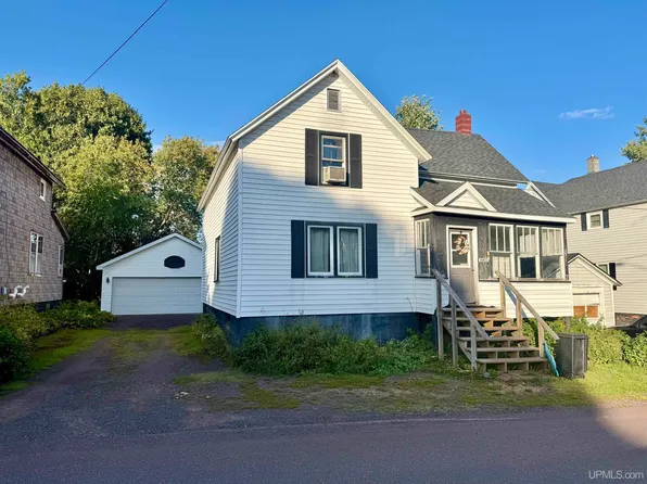 26810 W 12th St, Hubbell, MI 49934