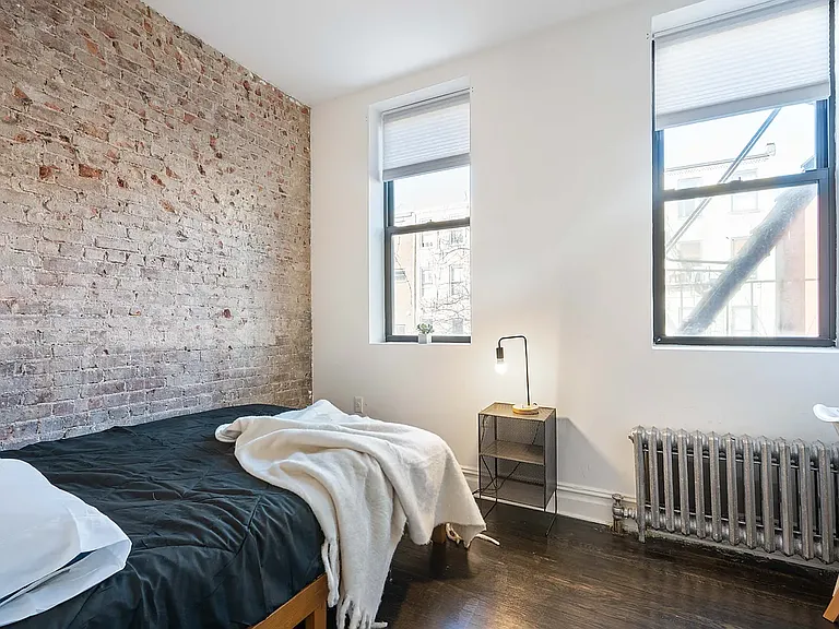 107 Greenpoint Ave #C2 — Photo 6