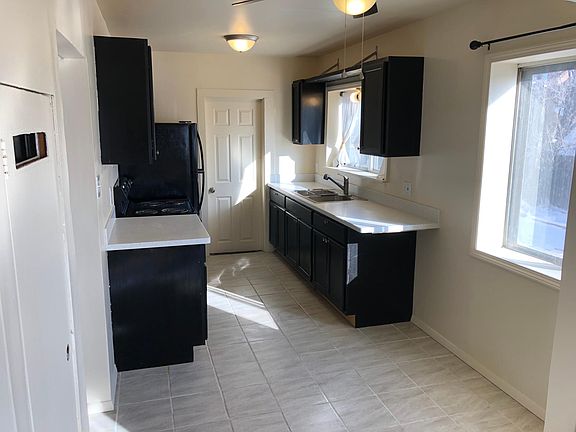 2nd image of 2363 Avenida De Las Campanas