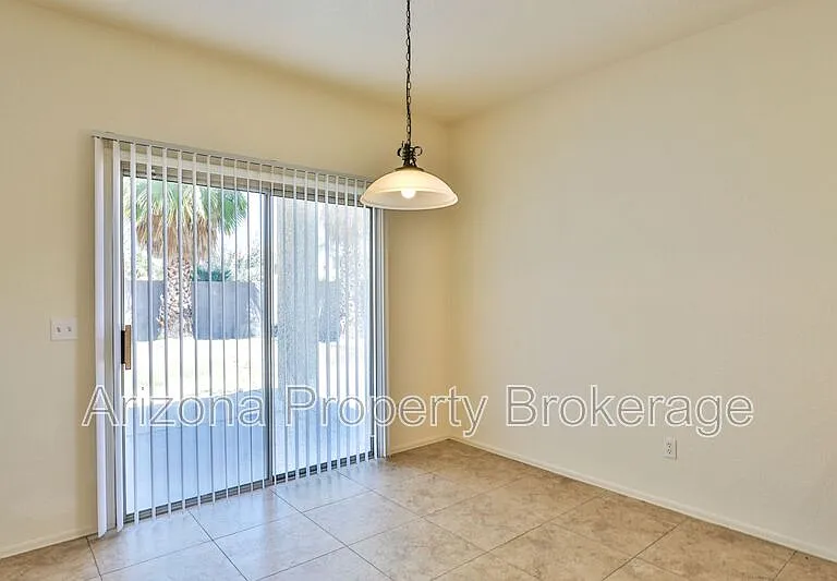 2736 W Mineral Butte Dr — Photo 12