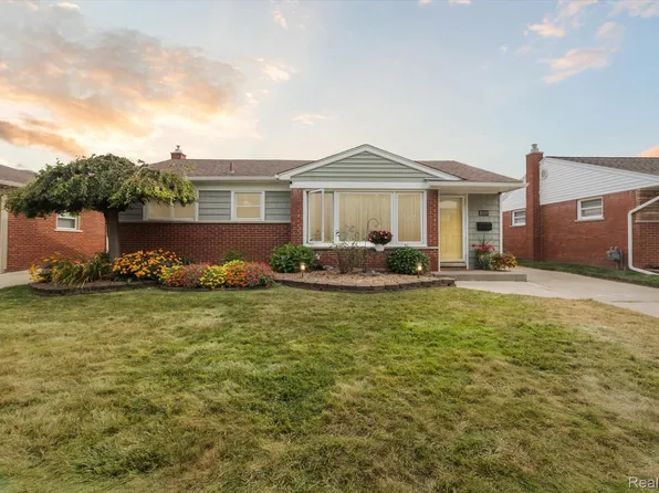 25159 Crowley St, Taylor, MI 48180