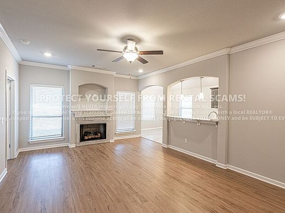 2nd image of 4462 W Newton Ave