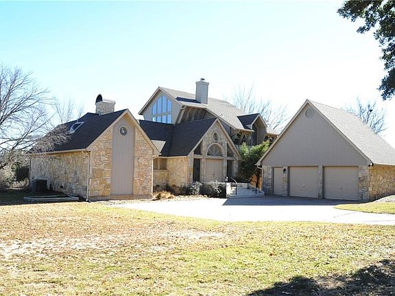 2nd image of 6703 Bayside Ct