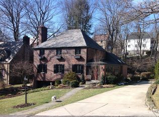 78 Youngwood Rd, Pittsburgh, PA 15228