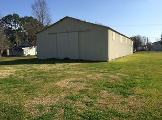 1422 Ridgefield Ave, Thibodaux, LA 70301