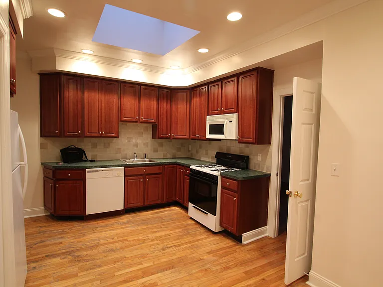 1358 South St #3 — Photo 3