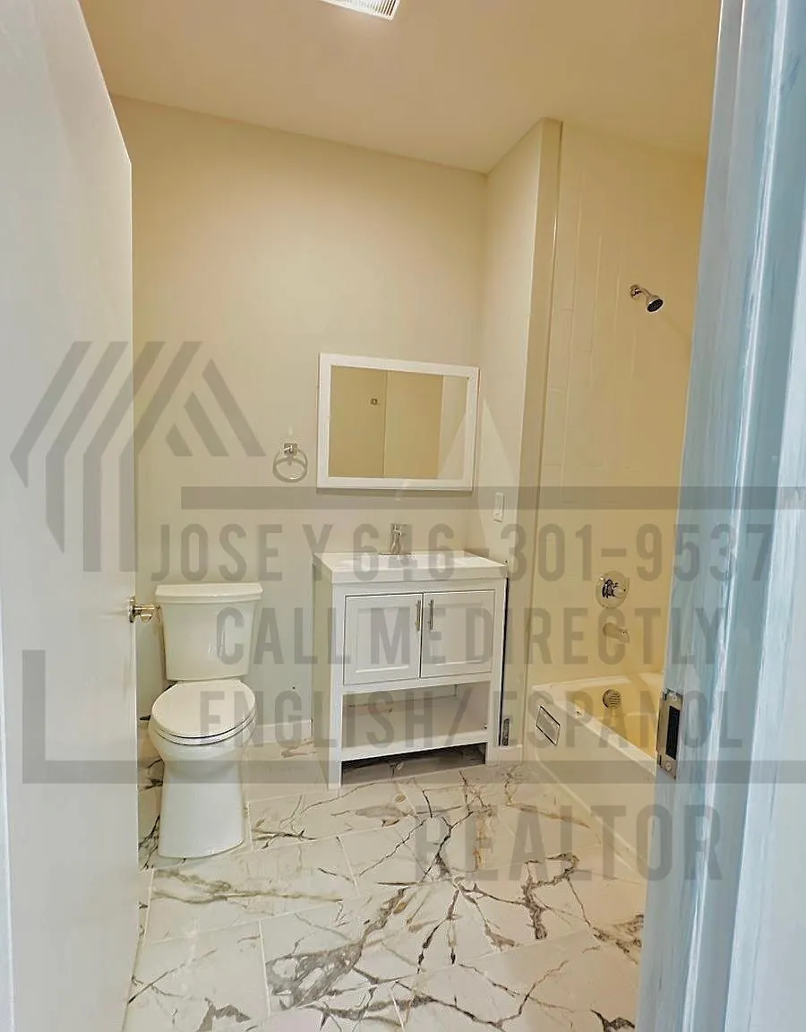 1 bed, $1,718 — Photo 4