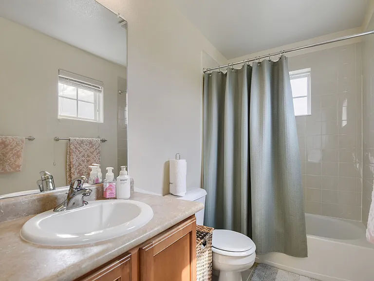 7526 S Quatar Way — Photo 15