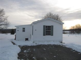 7273 Morrow Rd, Pavilion, NY 14525