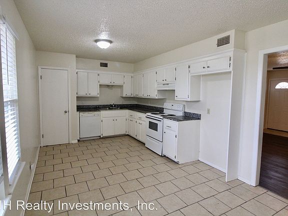 4th image of 2221 Lafayette Dr #2221