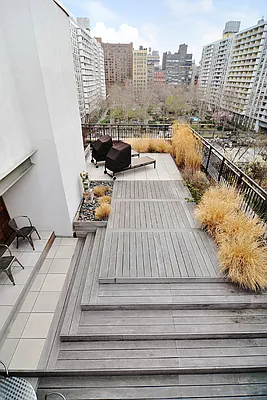 Sold by Corcoran | media 17