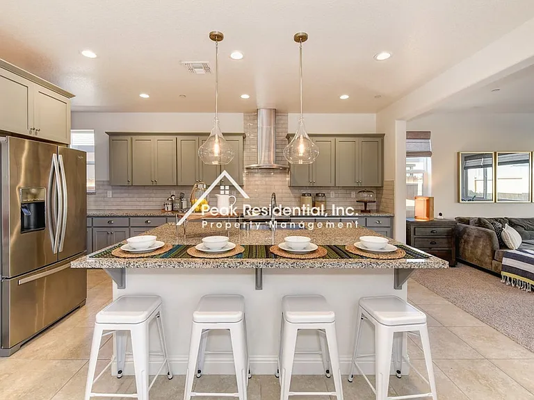 12753 Glass Beach Dr — Photo 24