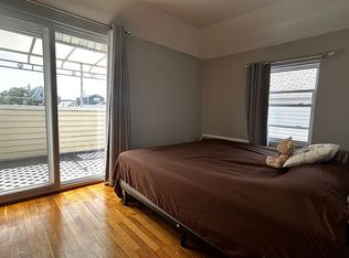 9 W 11th Rd, Far Rockaway, NY 11693