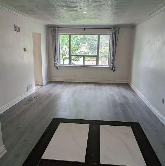 38 Harding Blvd #MAIN — Photo 1