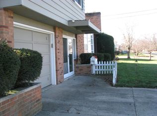 1453 Fahlander Dr N, Columbus, OH 43229
