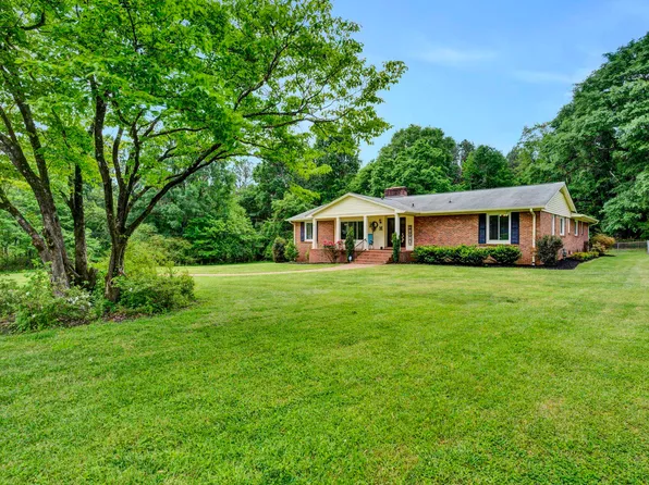 803 W Montgomery St, Gaffney, SC 29341