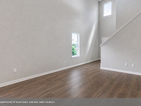 4th image of 14118 Macquarie Dr